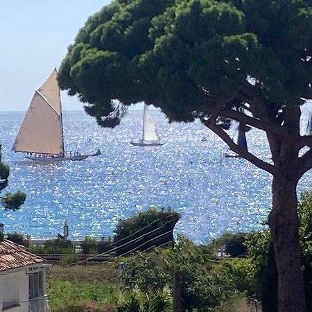 Chambre Parentale , Salle De Bain Privee, Acces Plages & Vue Mer Du Salon Dans Appartement Partage Chez L'Habitant ,, Master Bedroom, Private Bathroom, Beach Access & Sea View Cannes Esterno foto